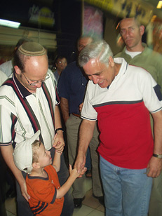 Yonatan with Israeli President Katzav